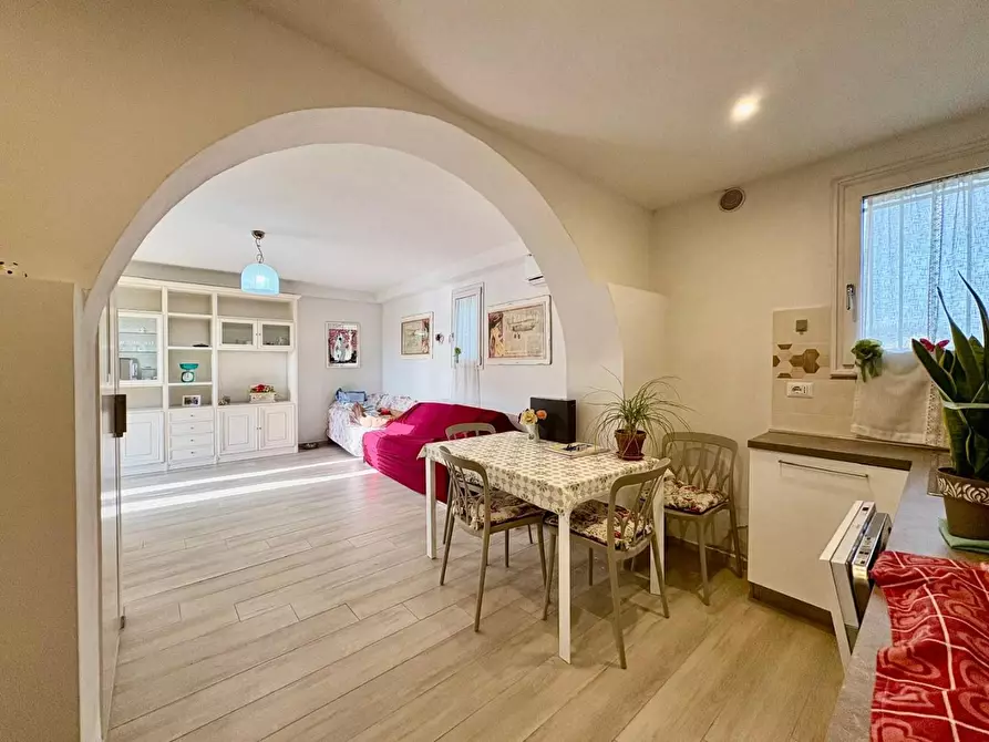 Immagine 40 di Terratetto in vendita  a Castelfiorentino