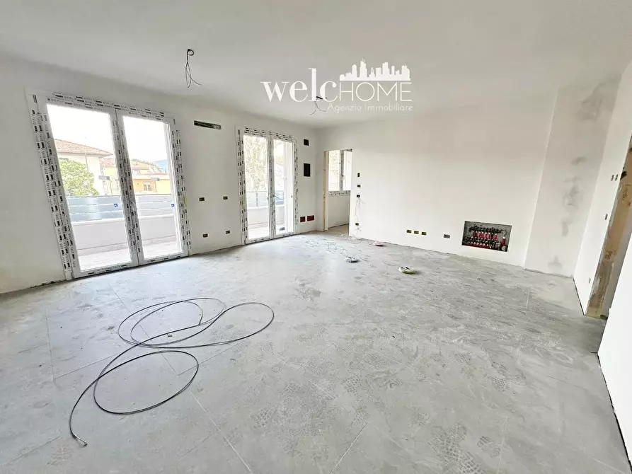 Immagine 2 di Appartamento in vendita  a Campi Bisenzio