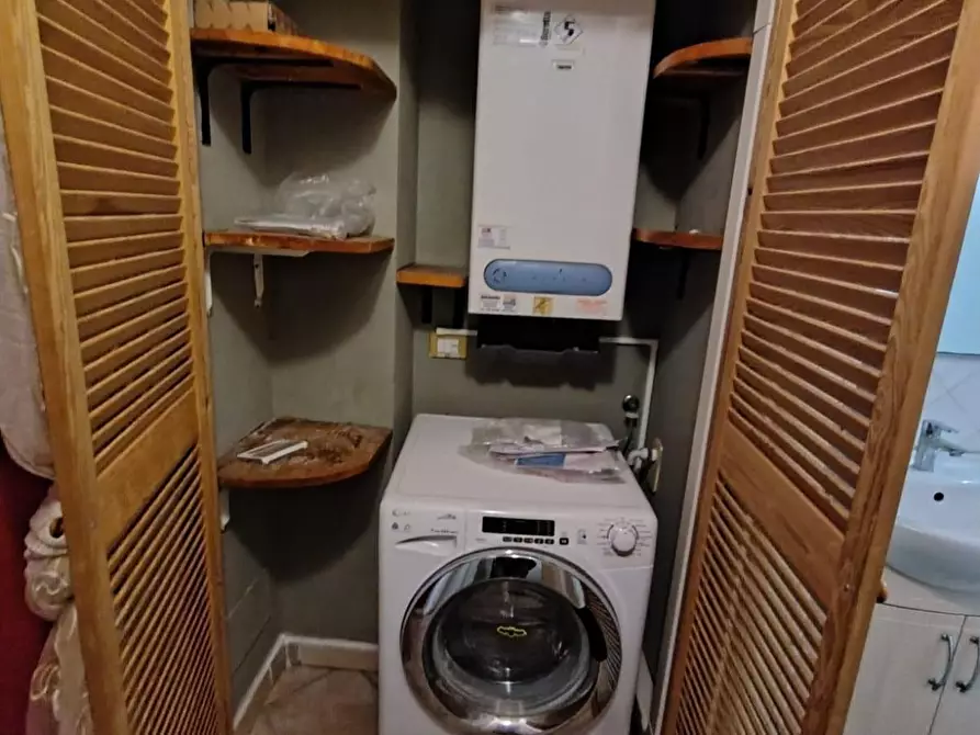 Immagine 19 di Appartamento in vendita  a Carrara