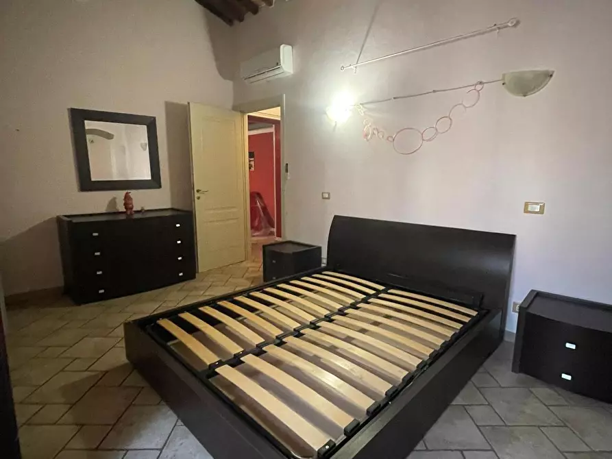 Immagine 14 di Appartamento in vendita  a Carrara