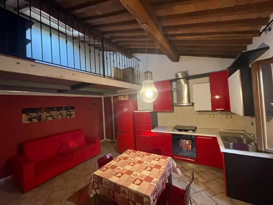 Immagine 9 di Appartamento in vendita  a Carrara