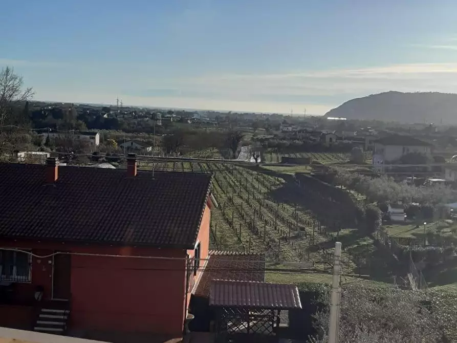 Immagine 6 di Casa bifamiliare in vendita  a Castelnuovo Magra