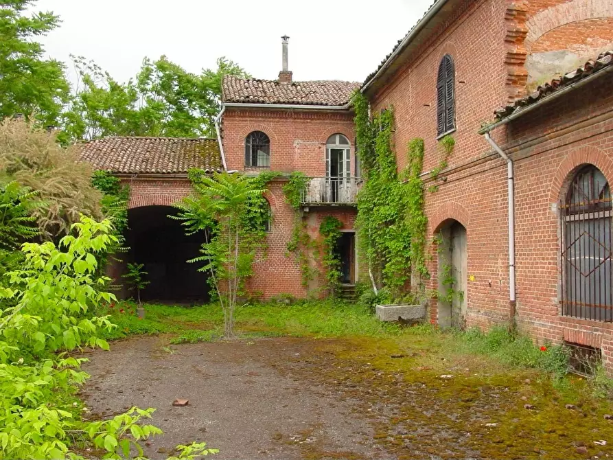 Immagine 2 di Capannone industriale in vendita  a Alessandria