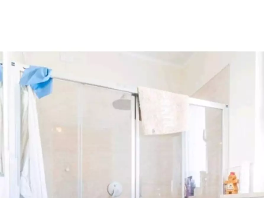 Immagine 14 di Villa in vendita  a Massa