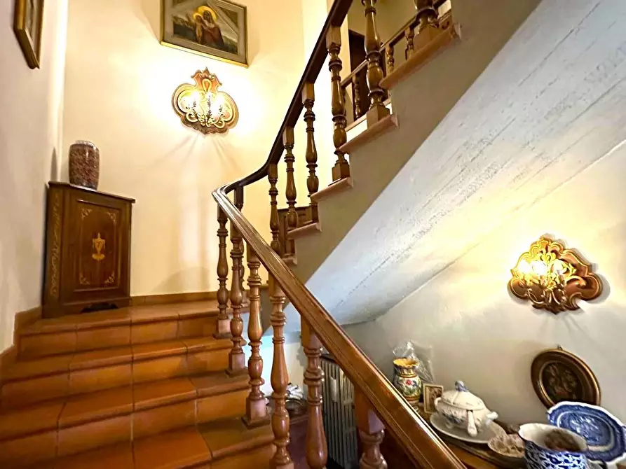 Immagine 24 di Villa in vendita  a Lucca
