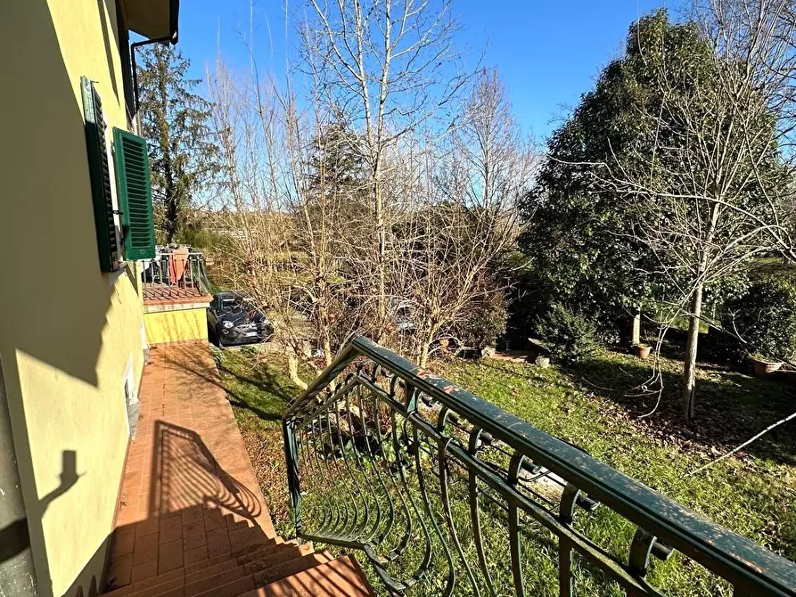 Immagine 50 di Villa in vendita  a Lucca