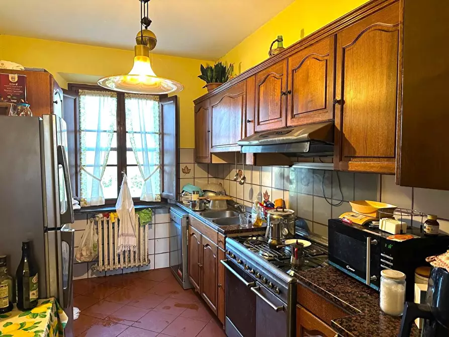 Immagine 23 di Villa in vendita  a Lucca