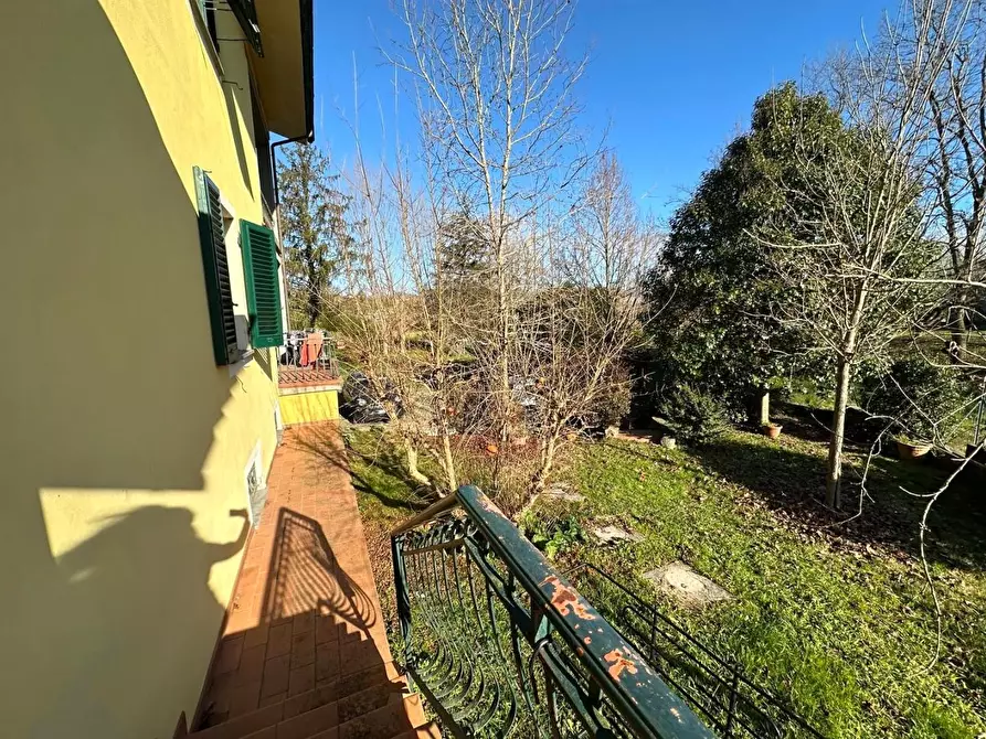 Immagine 51 di Villa in vendita  a Lucca