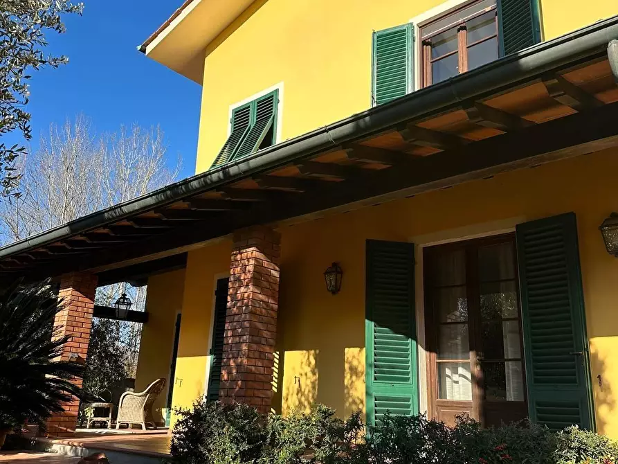 Immagine 54 di Villa in vendita  a Lucca