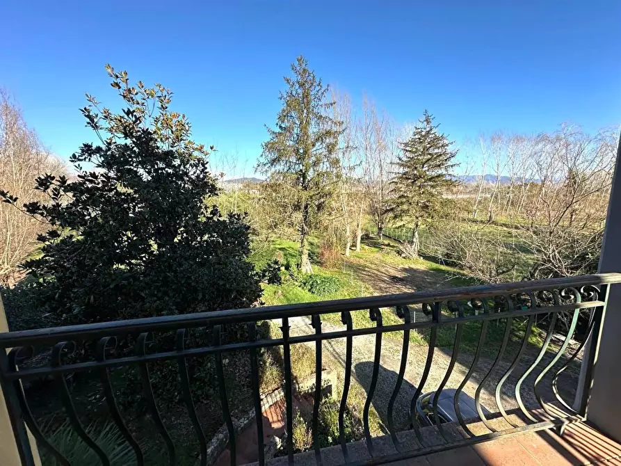 Immagine 26 di Villa in vendita  a Lucca