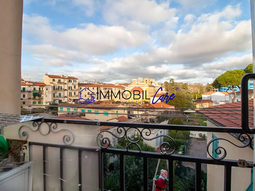 Immagine 20 di Appartamento in vendita  a Livorno