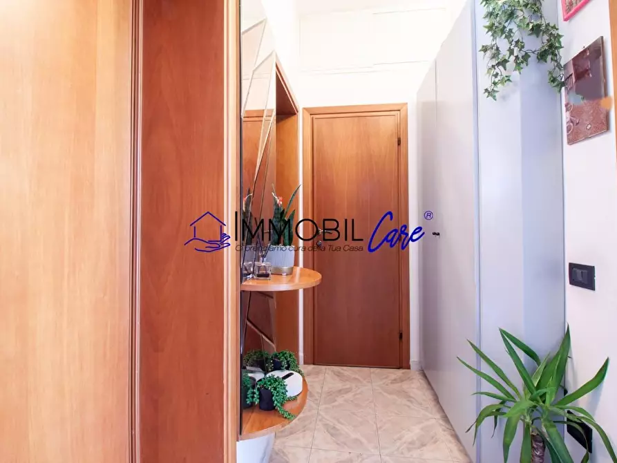 Immagine 9 di Appartamento in vendita  a Livorno