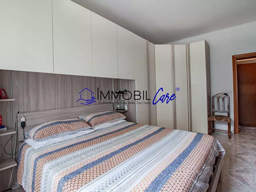 Immagine 15 di Appartamento in vendita  a Livorno