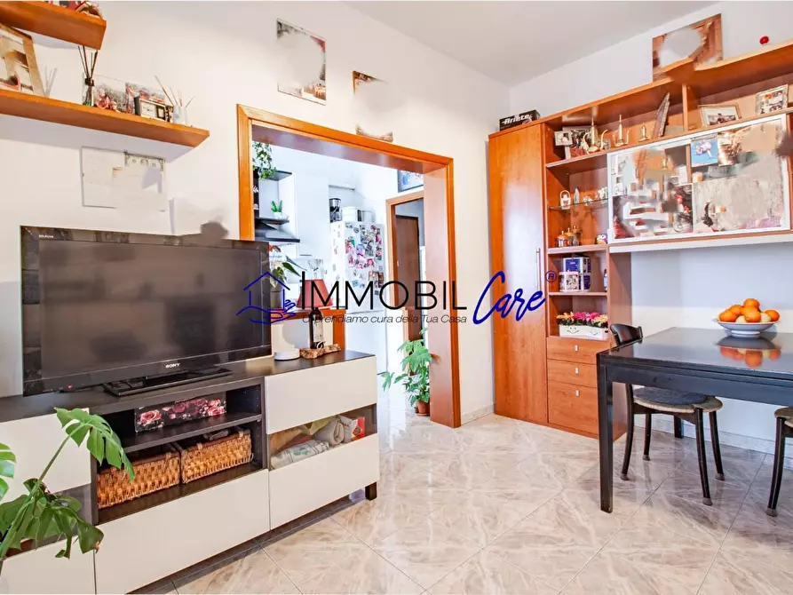 Immagine 3 di Appartamento in vendita  a Livorno