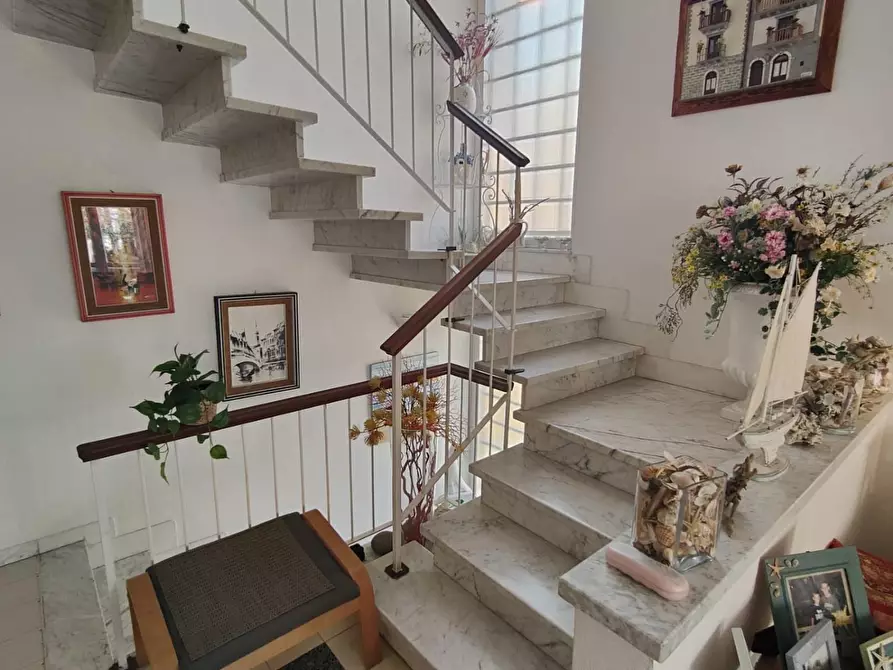 Immagine 7 di Casa semindipendente in vendita  a Viareggio