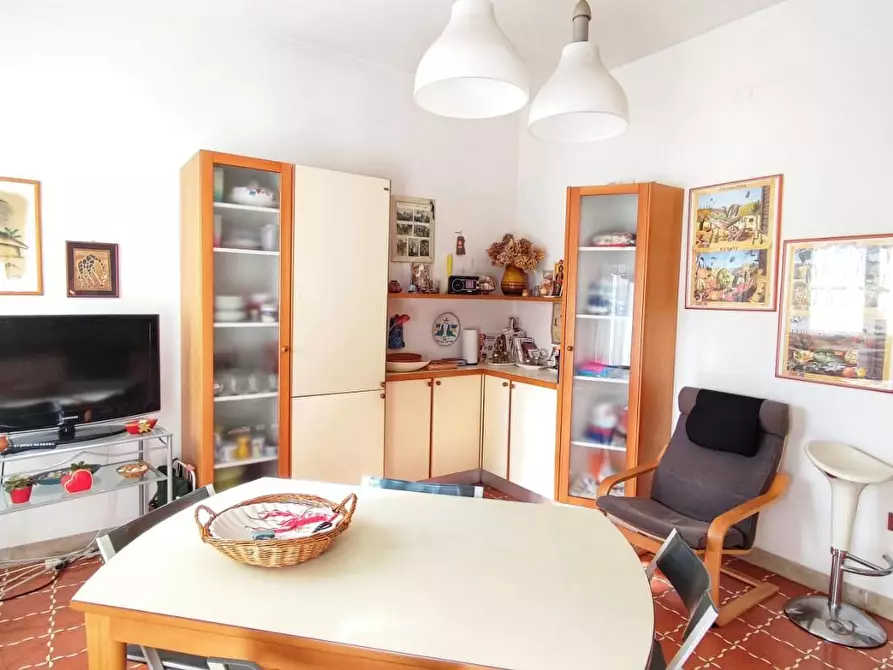 Immagine 9 di Casa semindipendente in vendita  a Viareggio