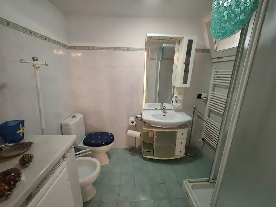 Immagine 32 di Casa semindipendente in vendita  a Viareggio