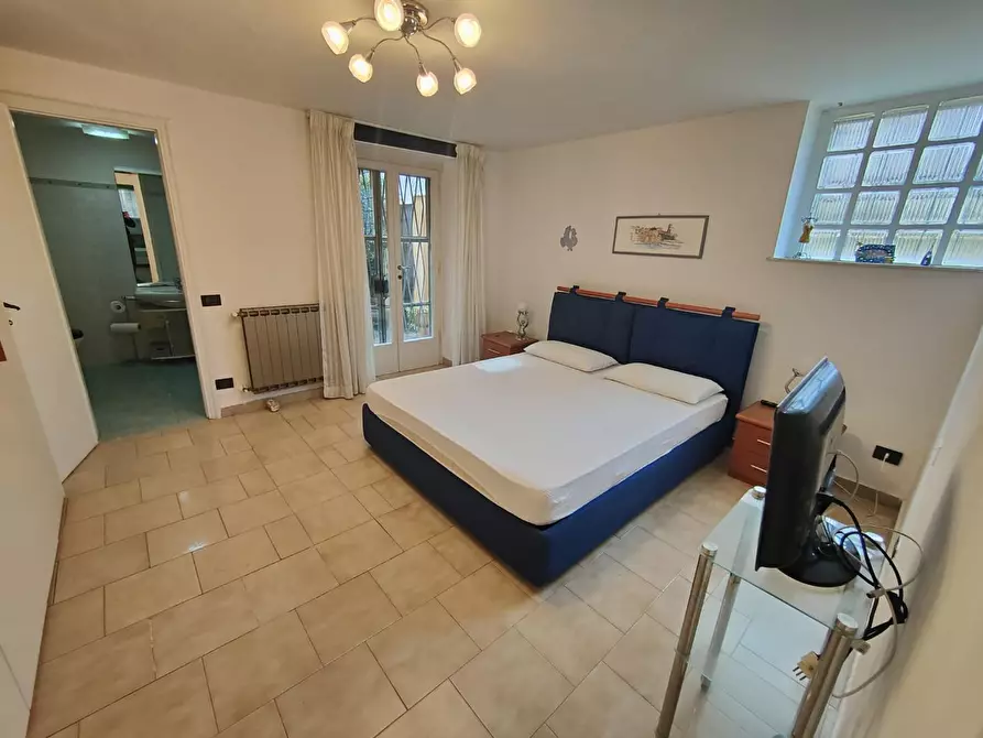 Immagine 30 di Casa semindipendente in vendita  a Viareggio