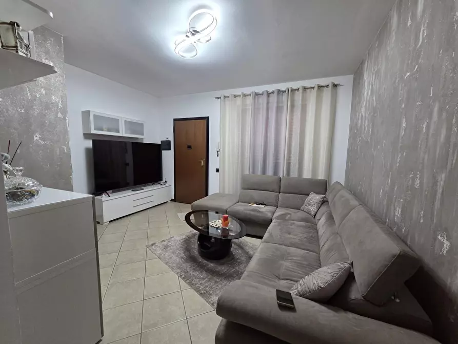 Immagine 1 di Villetta a schiera in vendita  a Porcari