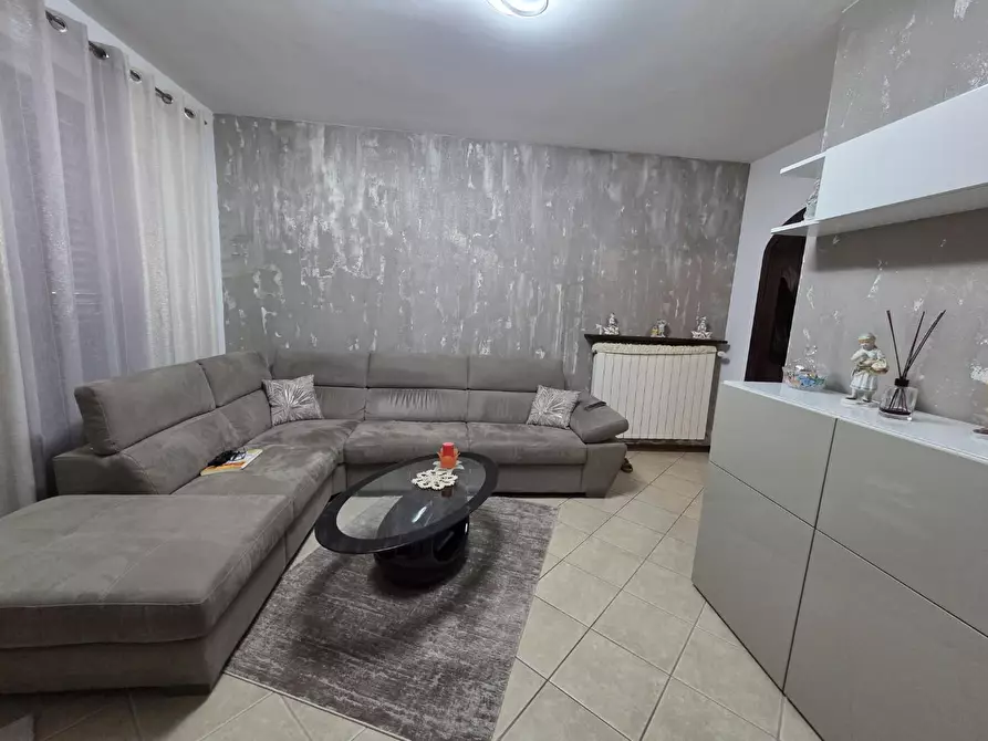 Immagine 25 di Villetta a schiera in vendita  a Porcari