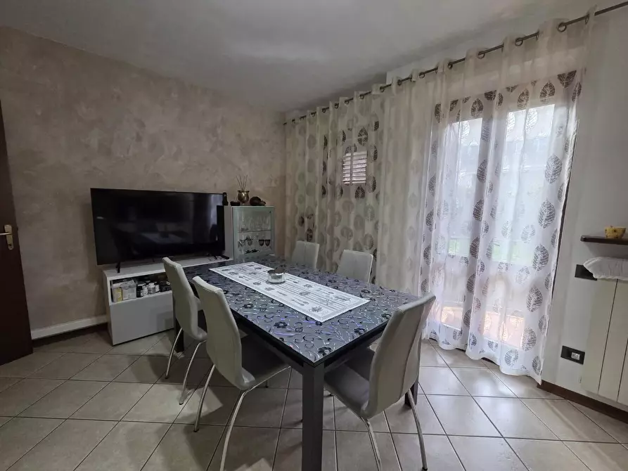 Immagine 28 di Villetta a schiera in vendita  a Porcari