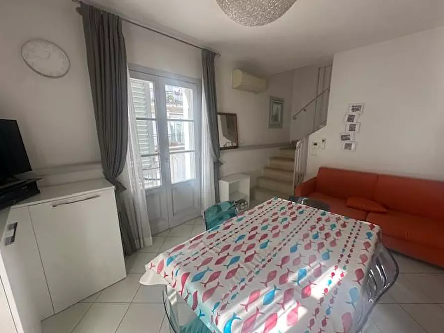 Immagine 15 di Appartamento in vendita  a Viareggio