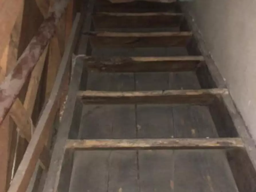 Immagine 5 di Terratetto in vendita  a Lucca