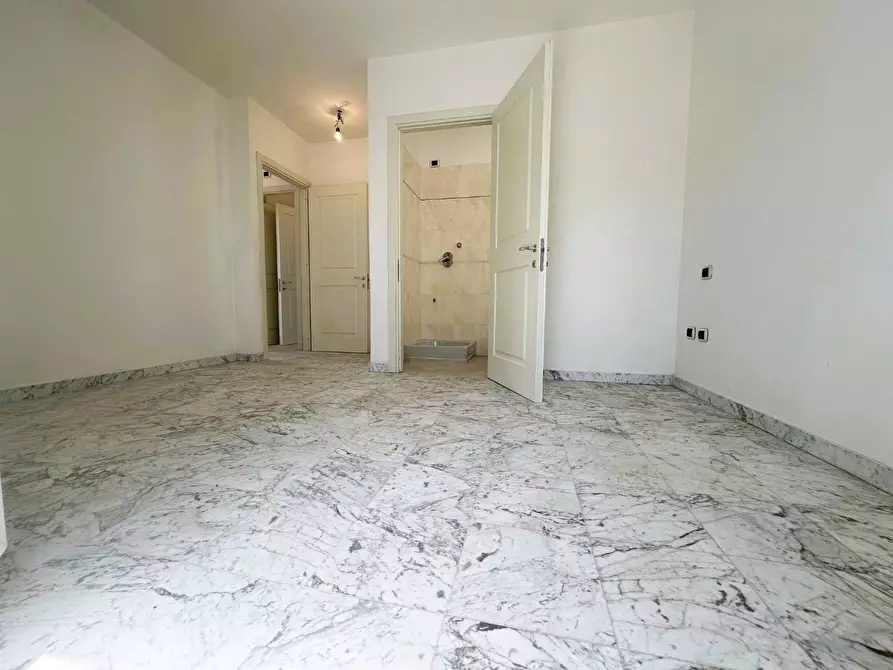 Immagine 29 di Villa in vendita  a Rosignano Marittimo