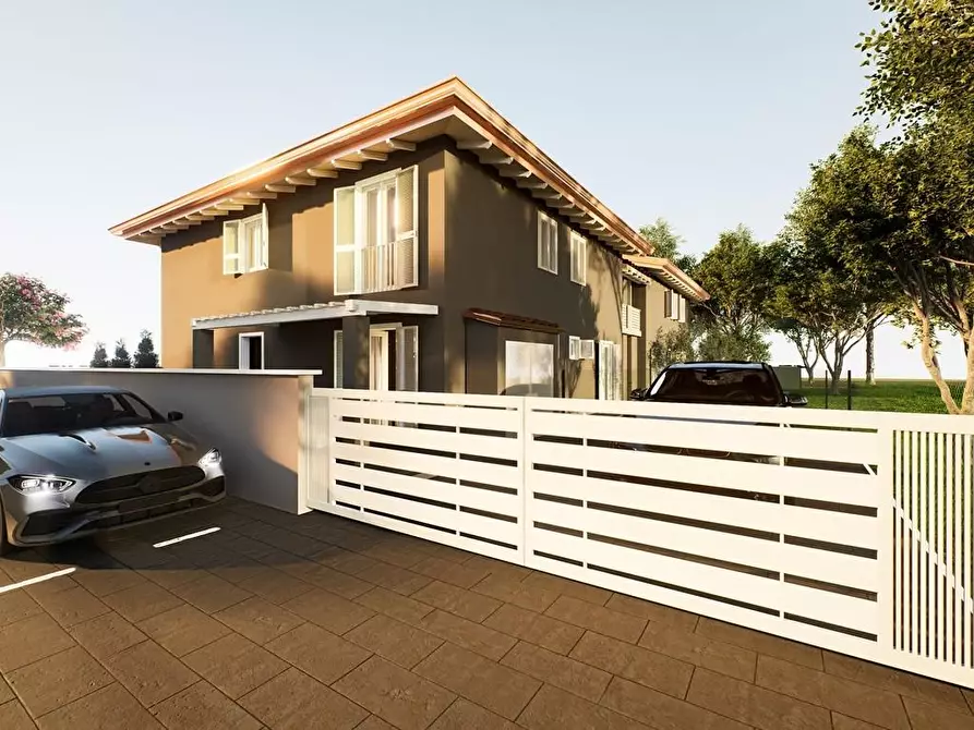 Immagine 4 di Casa bifamiliare in vendita  a Porcari