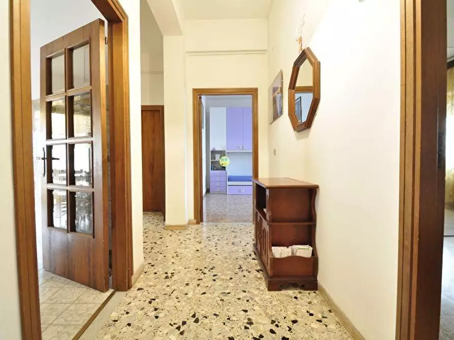 Immagine 2 di Appartamento in vendita  a Campiglia Marittima