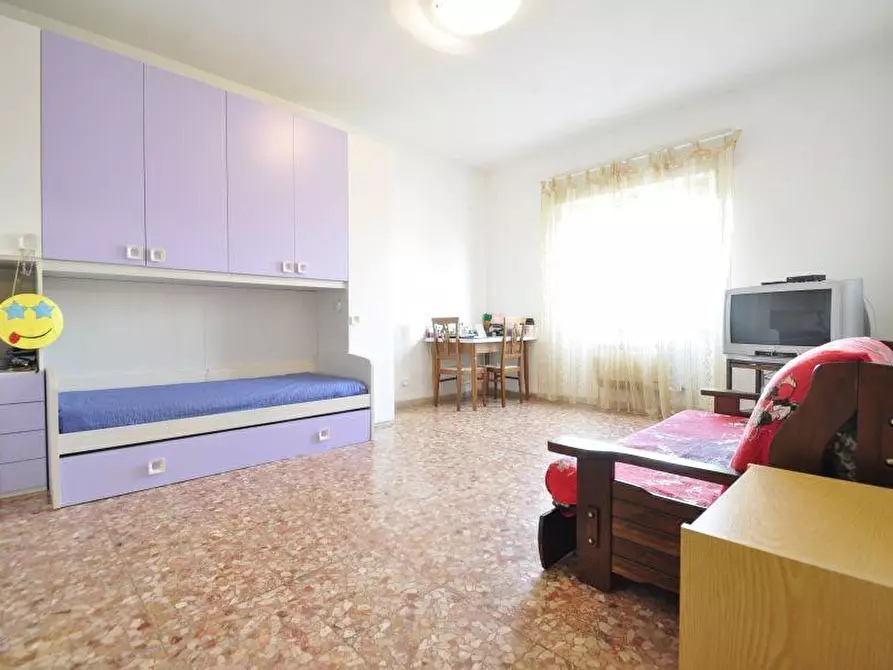 Immagine 9 di Appartamento in vendita  a Campiglia Marittima