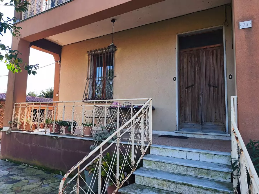 Immagine 18 di Casa indipendente in vendita  a Ameglia