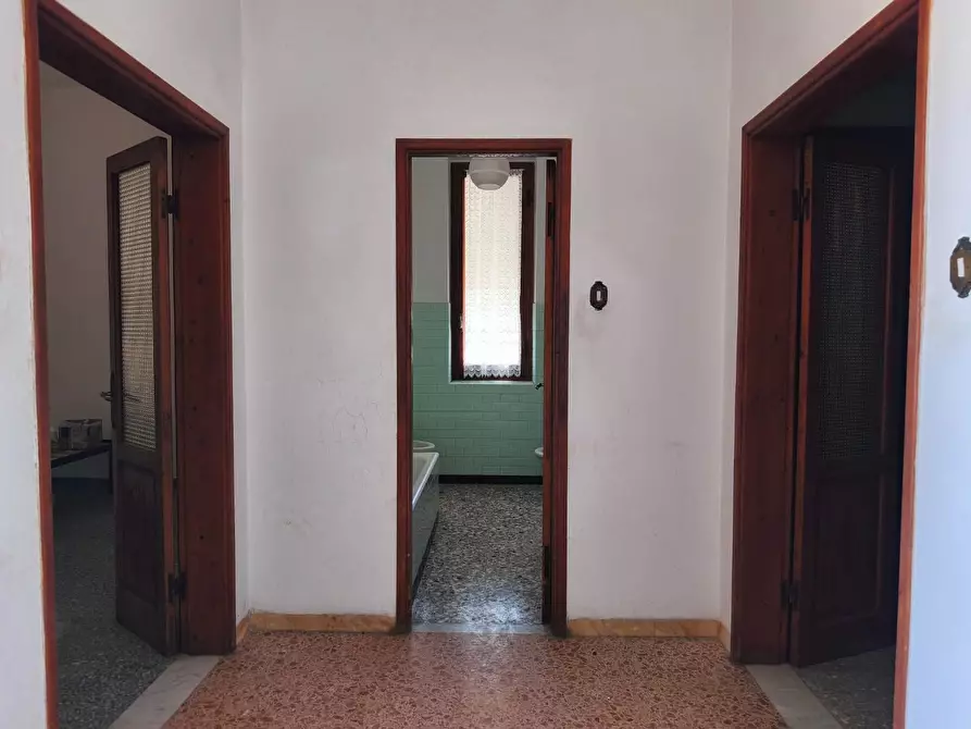 Immagine 16 di Casa indipendente in vendita  a Ameglia