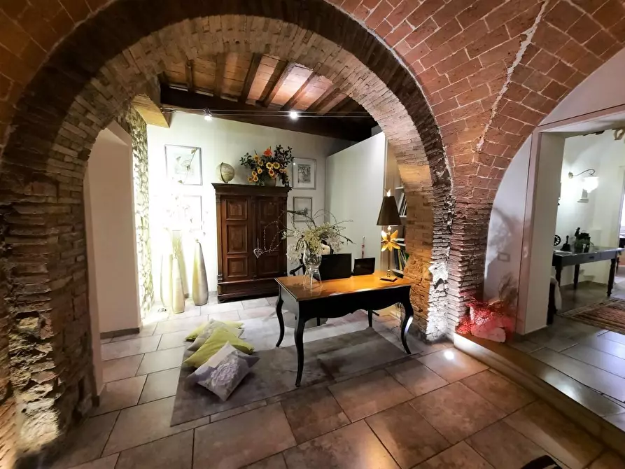 Immagine 8 di Porzione di casa in vendita  a Rosignano Marittimo