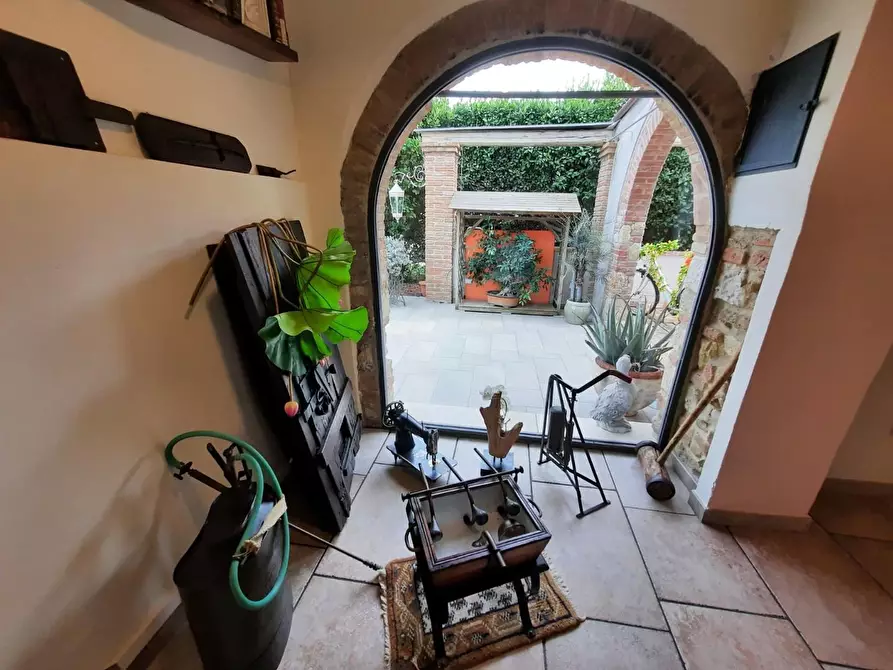 Immagine 12 di Porzione di casa in vendita  a Rosignano Marittimo