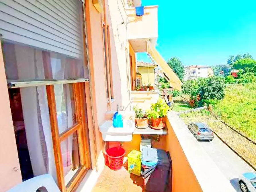 Immagine 11 di Appartamento in vendita  a Pisa