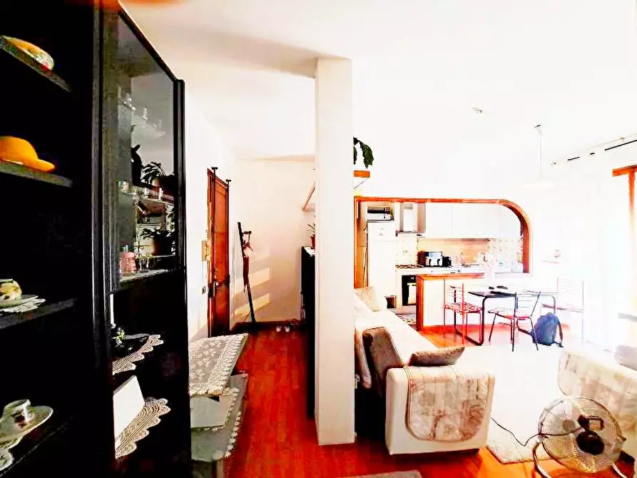 Immagine 7 di Appartamento in vendita  a Pisa