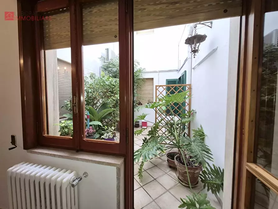 Immagine 17 di Casa indipendente in vendita  a Salice Salentino