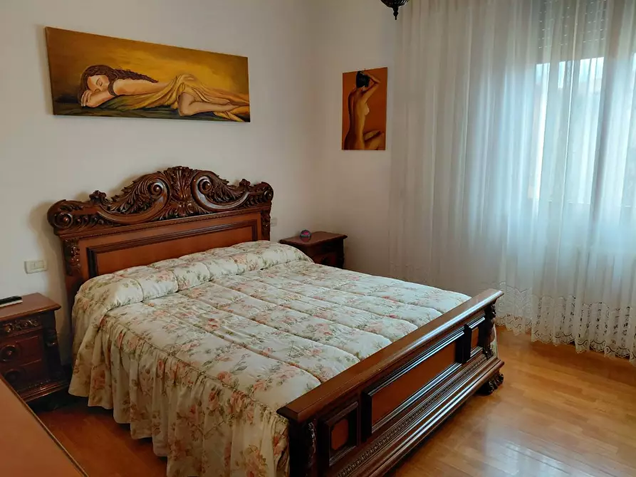 Immagine 15 di Villa in vendita  a Colle Di Val D'elsa