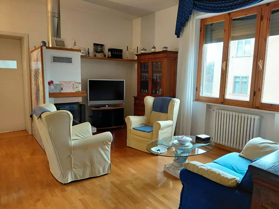 Immagine 5 di Villa in vendita  a Colle Di Val D'elsa