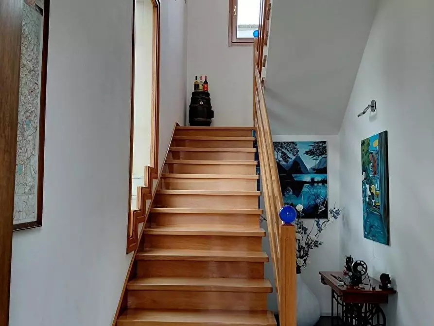 Immagine 10 di Villa in vendita  a Colle Di Val D'elsa