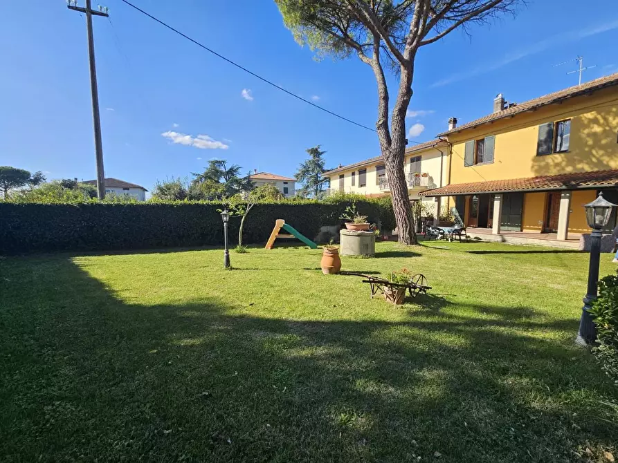 Immagine 22 di Casa bifamiliare in vendita  a Cerreto Guidi