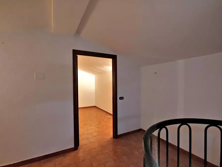 Immagine 25 di Appartamento in vendita  a Sinalunga