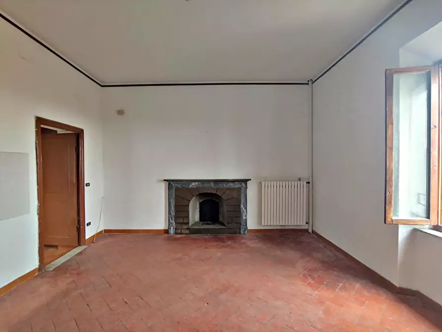 Immagine 2 di Appartamento in vendita  a Sinalunga
