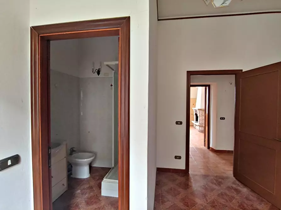 Immagine 9 di Appartamento in vendita  a Sinalunga