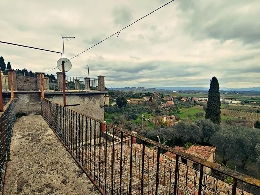 Immagine 18 di Appartamento in vendita  a Sinalunga