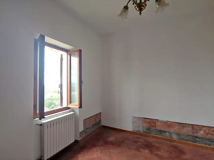 Immagine 10 di Appartamento in vendita  a Sinalunga