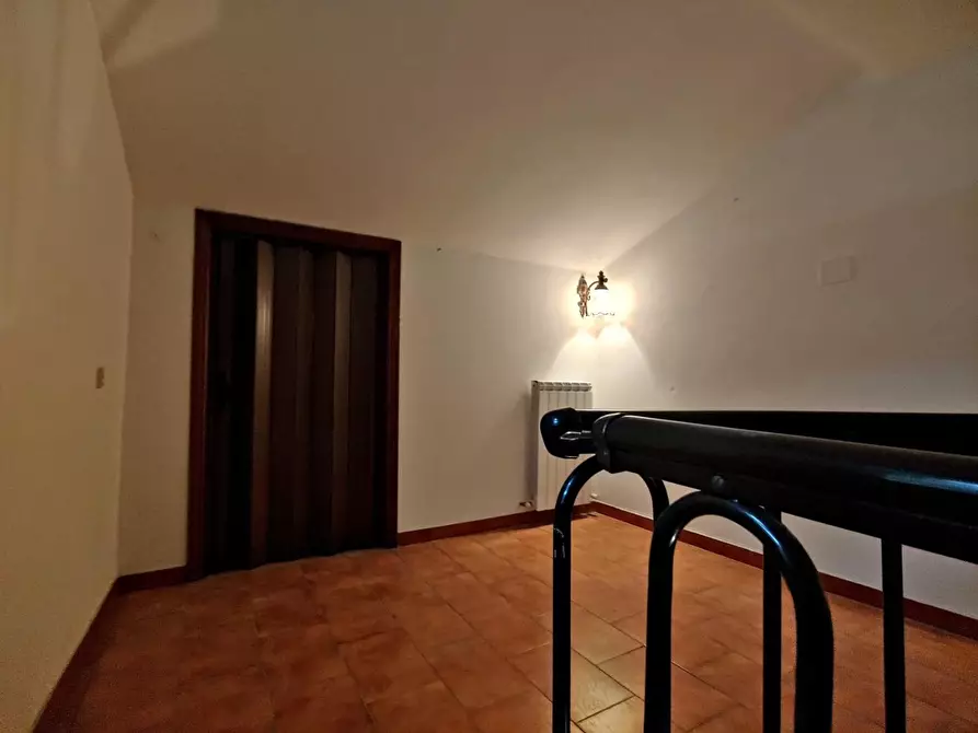 Immagine 21 di Appartamento in vendita  a Sinalunga