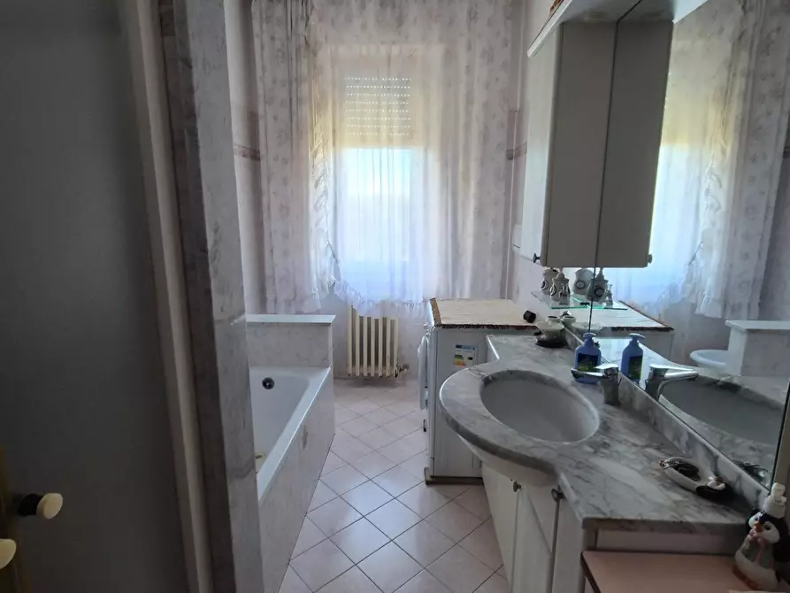 Immagine 4 di Casa bifamiliare in vendita  a Campiglia Marittima