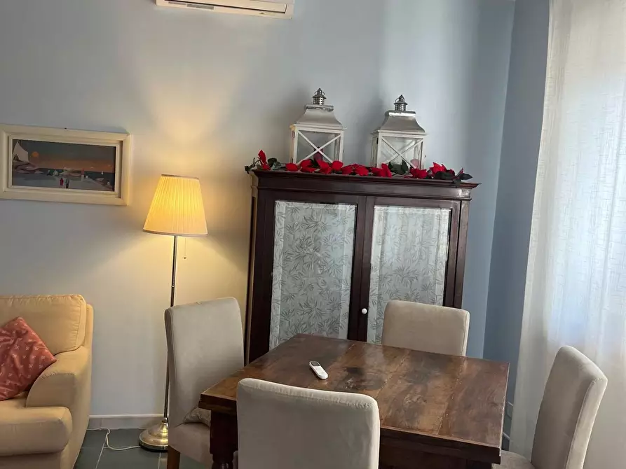 Immagine 2 di Appartamento in vendita  a Massa